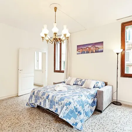 Santa Croce Cozy Flat Appartement
